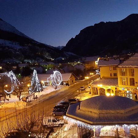 Hotel Restaurant Glaizette LʼArgentière-la-Bessée Buitenkant foto